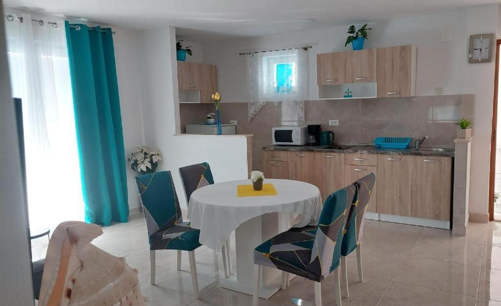 באסקה וודה Apartments Mestral מראה חיצוני תמונה